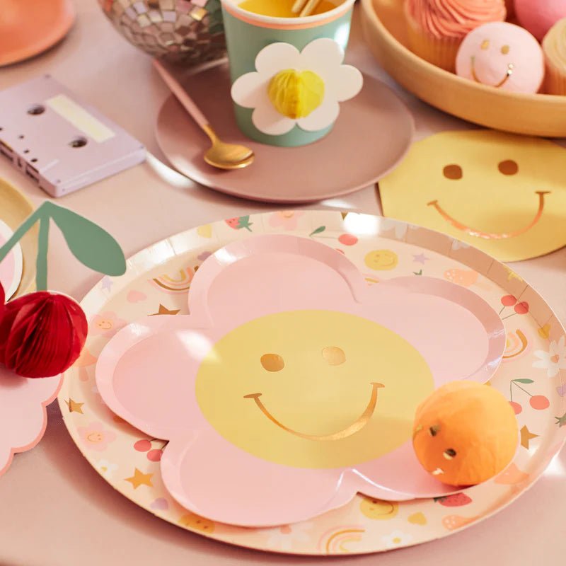 
                      
                        Meri Meri Happy Face Flower Plates by Meri Meri at Confetti Gift and Party
                      
                    