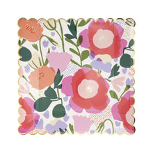  Floral Plate My Mind’s EyeConfetti Interiors